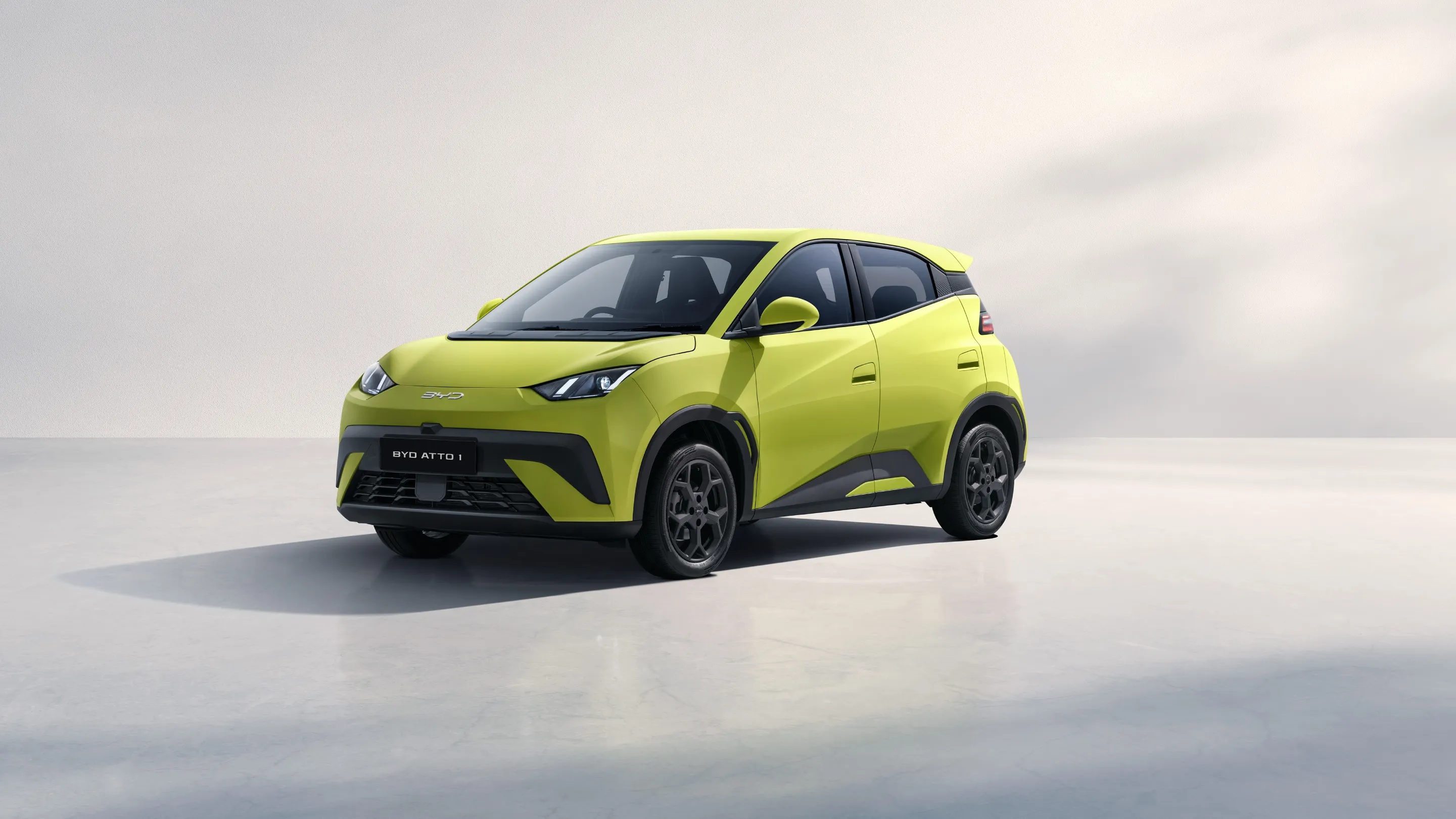 Tampilan Luar BYD ATTO 1 Premium Long Range warna Sprout Green